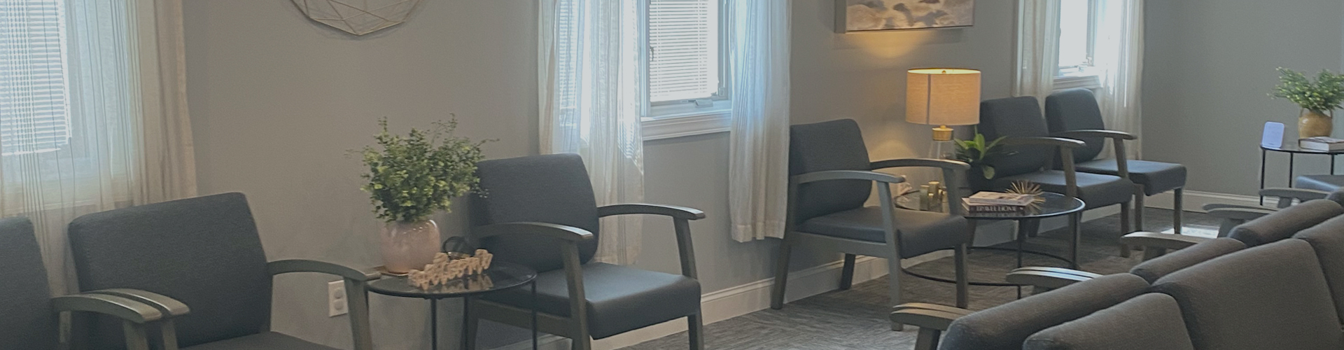 The Prairie Point office waiting room is comfortable and relaxing.